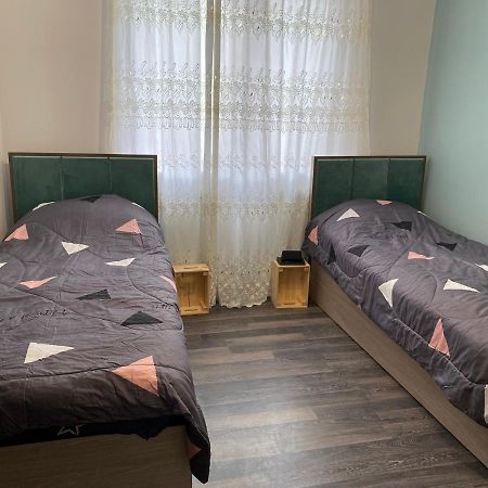 Lovely 2-Bedroom Apartment Near Ayb School ディリジャン エクステリア 写真