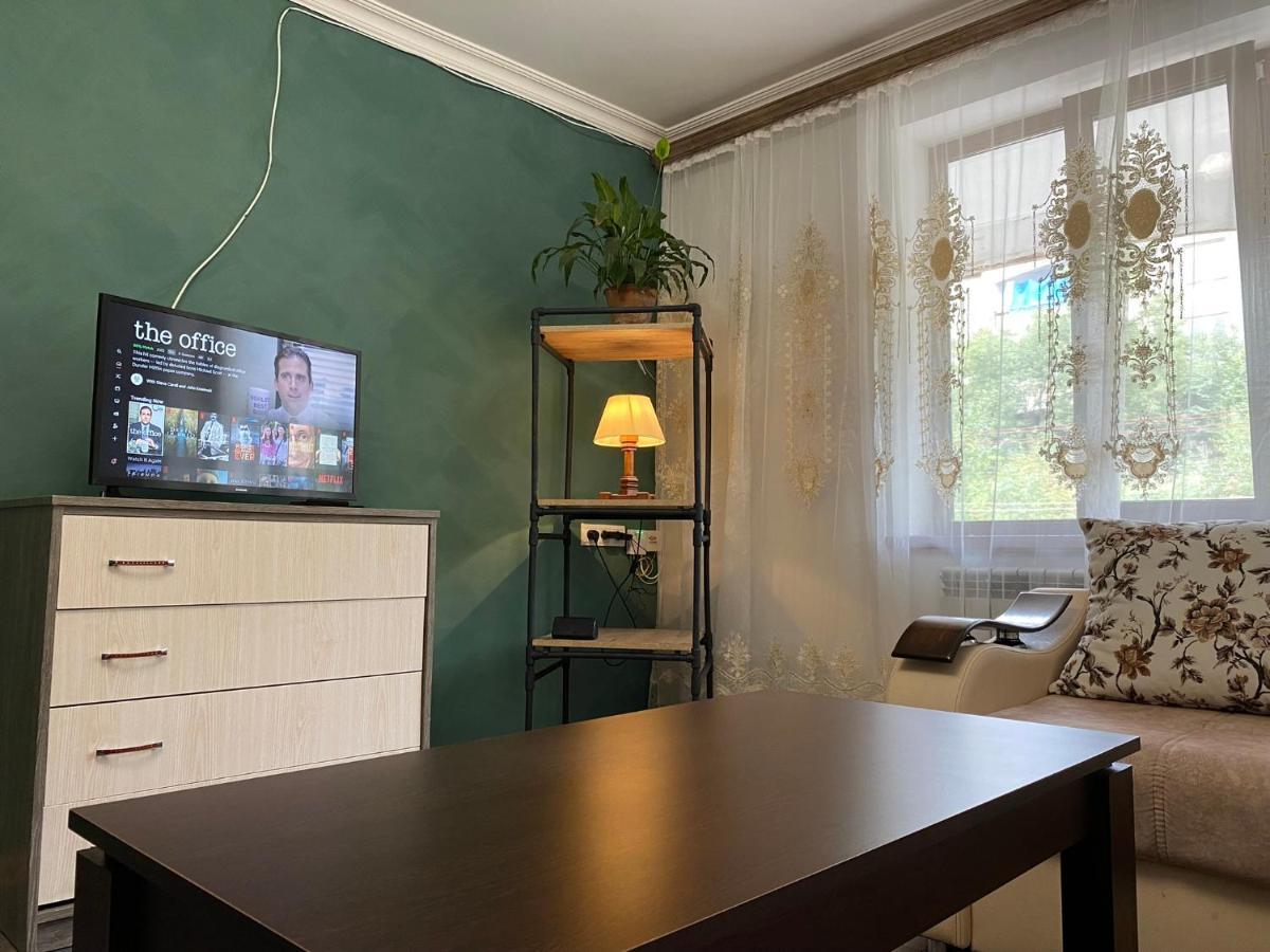 Lovely 2-Bedroom Apartment Near Ayb School ディリジャン エクステリア 写真